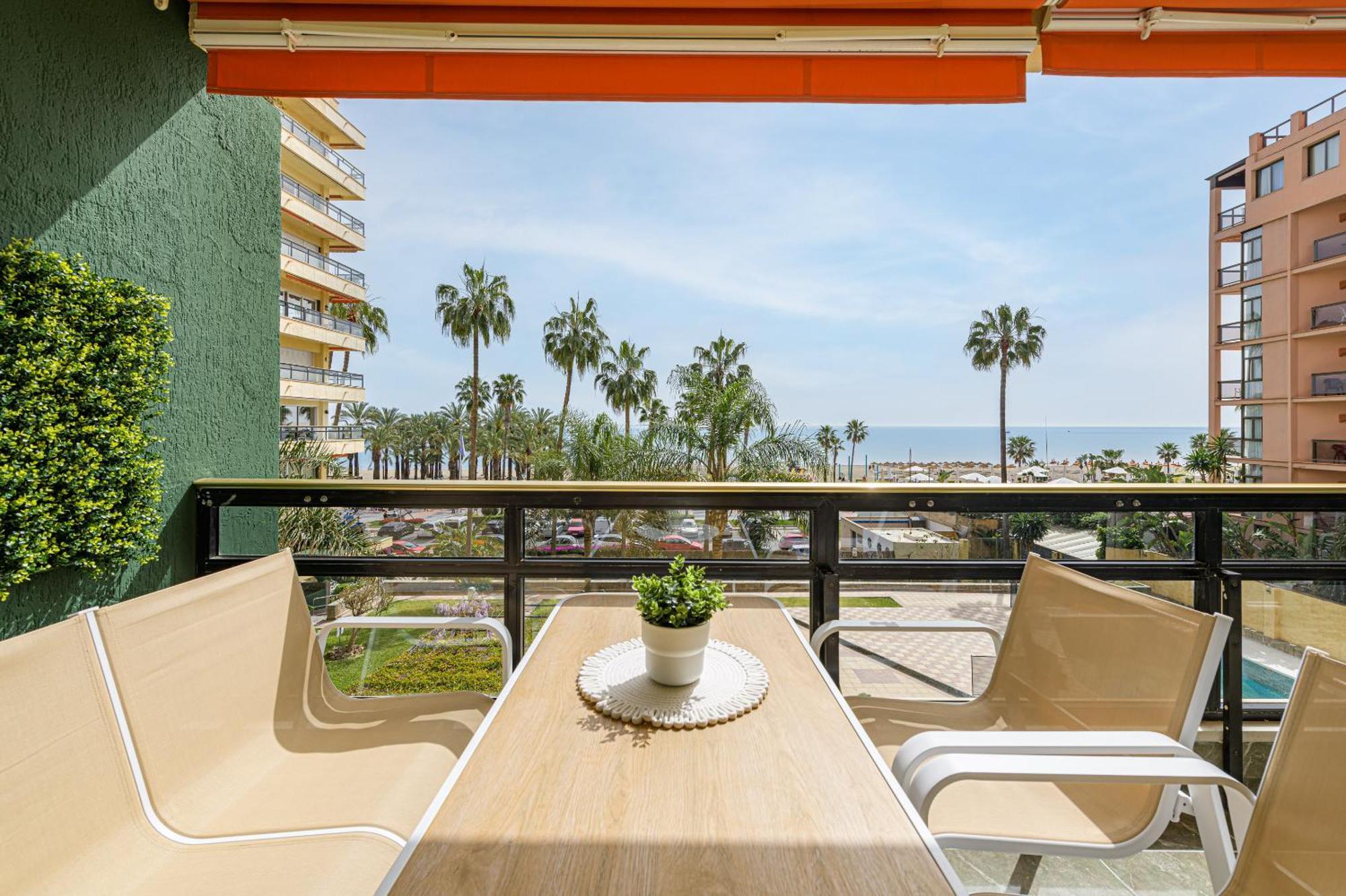 Amazing Carihuela View & Parking Apartman Torremolinos Kültér fotó